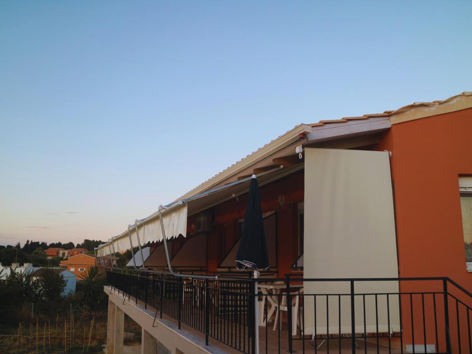 Christos Family Apartments Β Corfu  Exterior photo